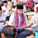 Hujan Tak Surutkan Semangat Warga, Bupati Radityo Egi Hadiri Tradisi Sedekah Bumi 206 Tahun di Sumur Kumbang