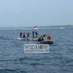Perahu Terbalik di Pantai Labuhan Jukung, Nelayan Pesisir Barat Hilang